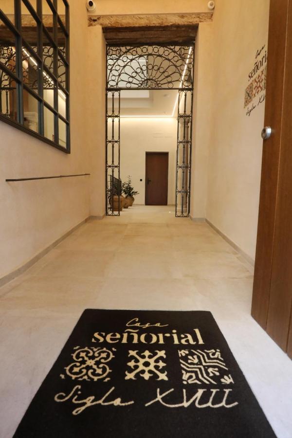 אפרטהוטל סביליה Casa Senorial Del Siglo XVIII מראה חיצוני תמונה